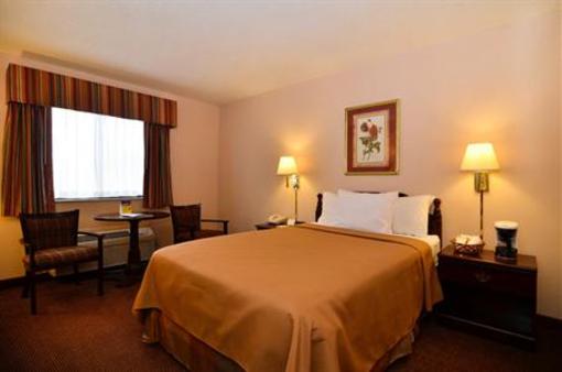 фото отеля Best Western Muncie