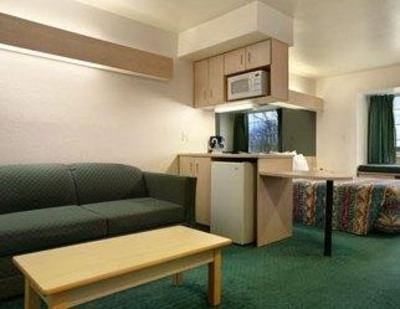 фото отеля Days Inn and Suites Pryor