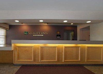 фото отеля Quality Inn Newton