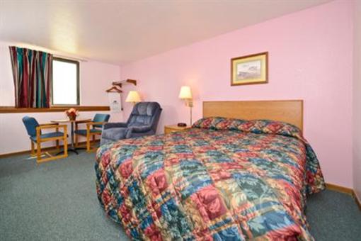 фото отеля Americas Best Value Inn McPherson