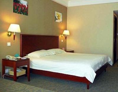 фото отеля GreenTree Inn Luoyang Peony Square Hotel