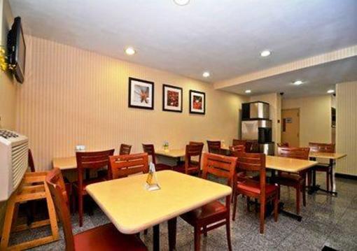 фото отеля Comfort Inn JFK