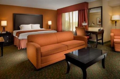 фото отеля Holiday Inn Express & Suites Tyler South