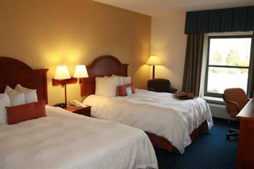 фото отеля Hampton Inn & Suites Charlotte Concord (North Carolina)