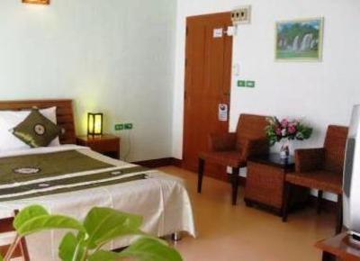фото отеля Little Buddha Guesthouse Phuket