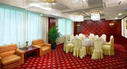 фото отеля Xiamen Huaqiao Hotel