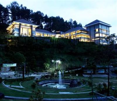 фото отеля River Hill Tawangmangu