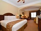 фото отеля BEST WESTERN PLUS Monica Royale Inn & Suites