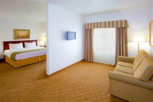 фото отеля Holiday Inn Express Hotel & Suites Elkins