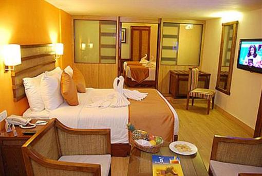 фото отеля Quality Inn Sabari Resorts