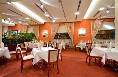 фото отеля Airport Hotel Okecie