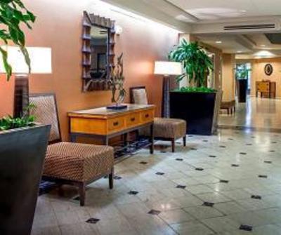 фото отеля Embassy Suites Hotel San Antonio International Airport