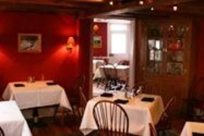 фото отеля Battletown Inn and Gray Ghost Tavern