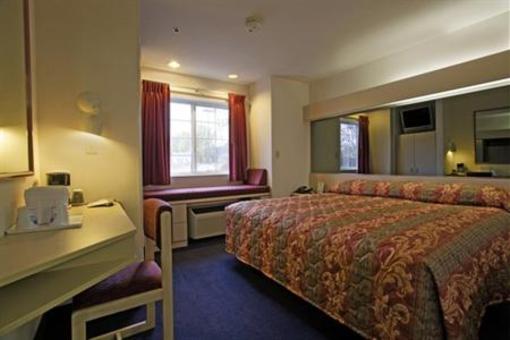 фото отеля Americas Best Value Inn & Suites North Lima Boardman