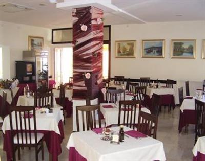 фото отеля Hotel Crosal