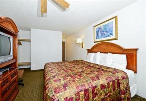 фото отеля Americas Best Value Inn & Suites Cheyenne