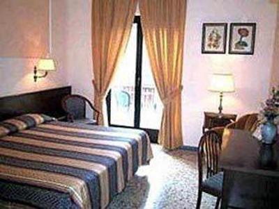 фото отеля Central Hotel Sorrento