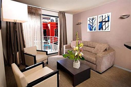 фото отеля Privilege Appart-Hotel Clement Ader