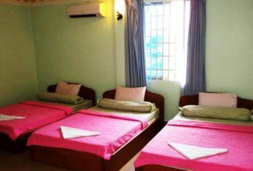 фото отеля Good Day Guesthouse