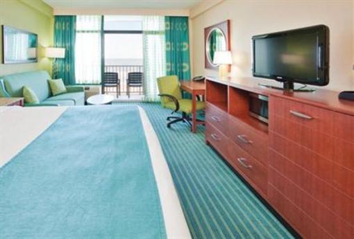 фото отеля Holiday Inn & Suites North Beach
