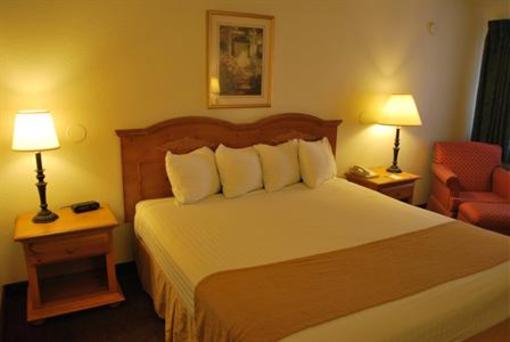 фото отеля Vagabond Inn & Suites Klamath Falls