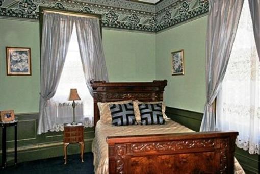 фото отеля The McClelland-Priest Bed & Breakfast Inn