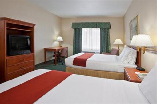 фото отеля Holiday Inn Express Hotel & Suites Monaca