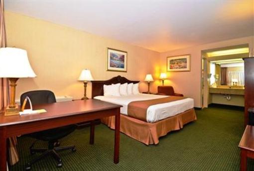 фото отеля BEST WESTERN Gateway Adirondack Inn