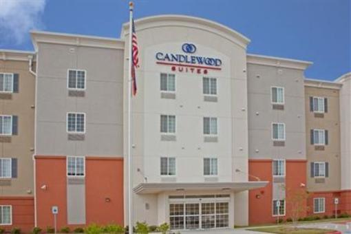 фото отеля Candlewood Suites I-10 East