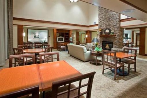 фото отеля Staybridge Suites Kalamazoo