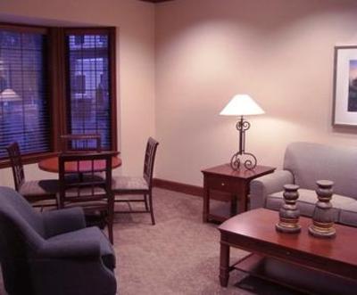 фото отеля Staybridge Suites Kalamazoo