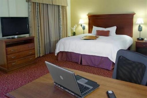 фото отеля Hampton Inn & Suites McComb