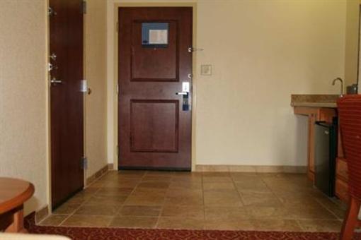 фото отеля Hampton Inn & Suites McComb