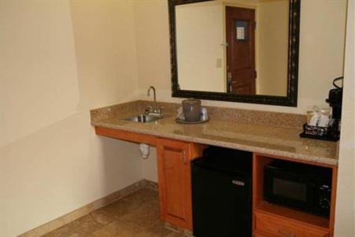 фото отеля Hampton Inn & Suites McComb