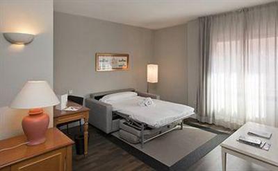 фото отеля Confortel Suites Madrid