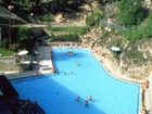 фото отеля Chalet Europe Hotel - Radium Hot Springs