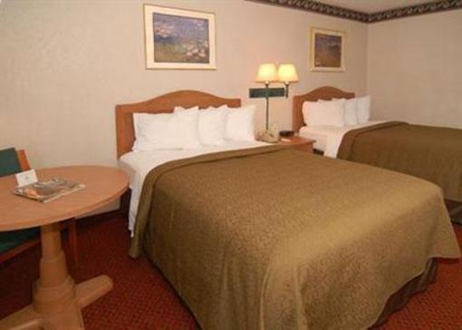 фото отеля Ramada Limited Hotel Lake City