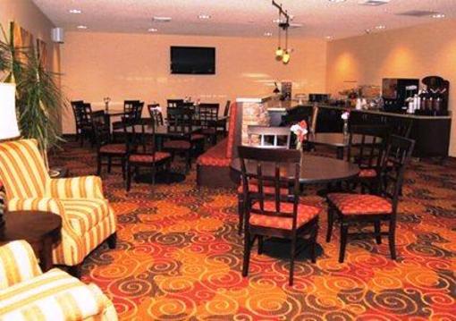 фото отеля Comfort Suites Altoona