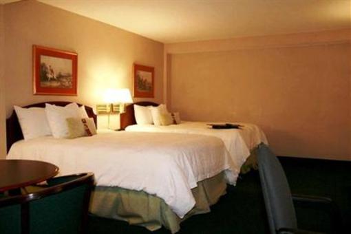 фото отеля Hampton Inn and Suites Florence-Civic Center