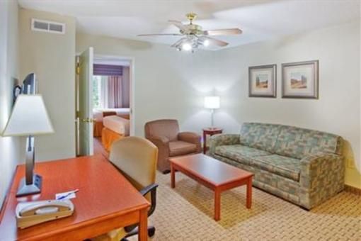 фото отеля Holiday Inn Express Hotel & Suites Covington