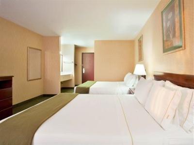 фото отеля Holiday Inn Express Sycamore Dekalb