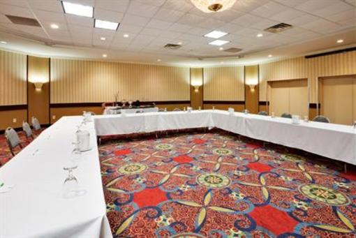 фото отеля Holiday Inn Philadelphia - NE Bensalem