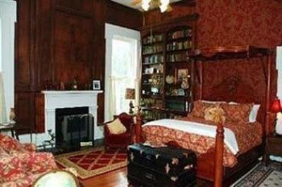 фото отеля Historic Maple Hill Manor Bed & Breakfast Springfield (Kentucky)