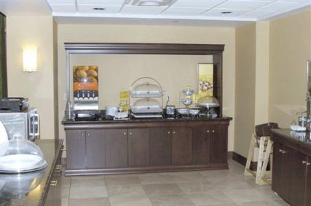 фото отеля Hampton Inn & Suites Drayton Airport Englewood (Ohio)