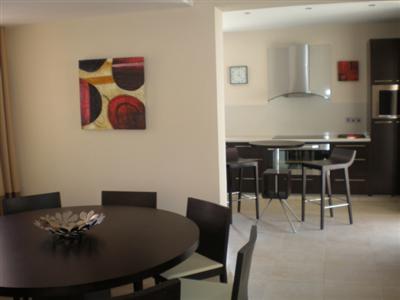 фото отеля Paradise Kings Club Apartments Khloraka